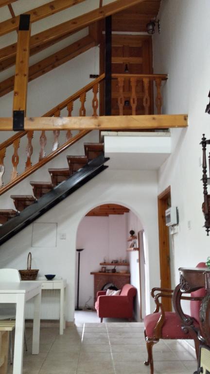 Villa In Moniatis Pokój zdjęcie